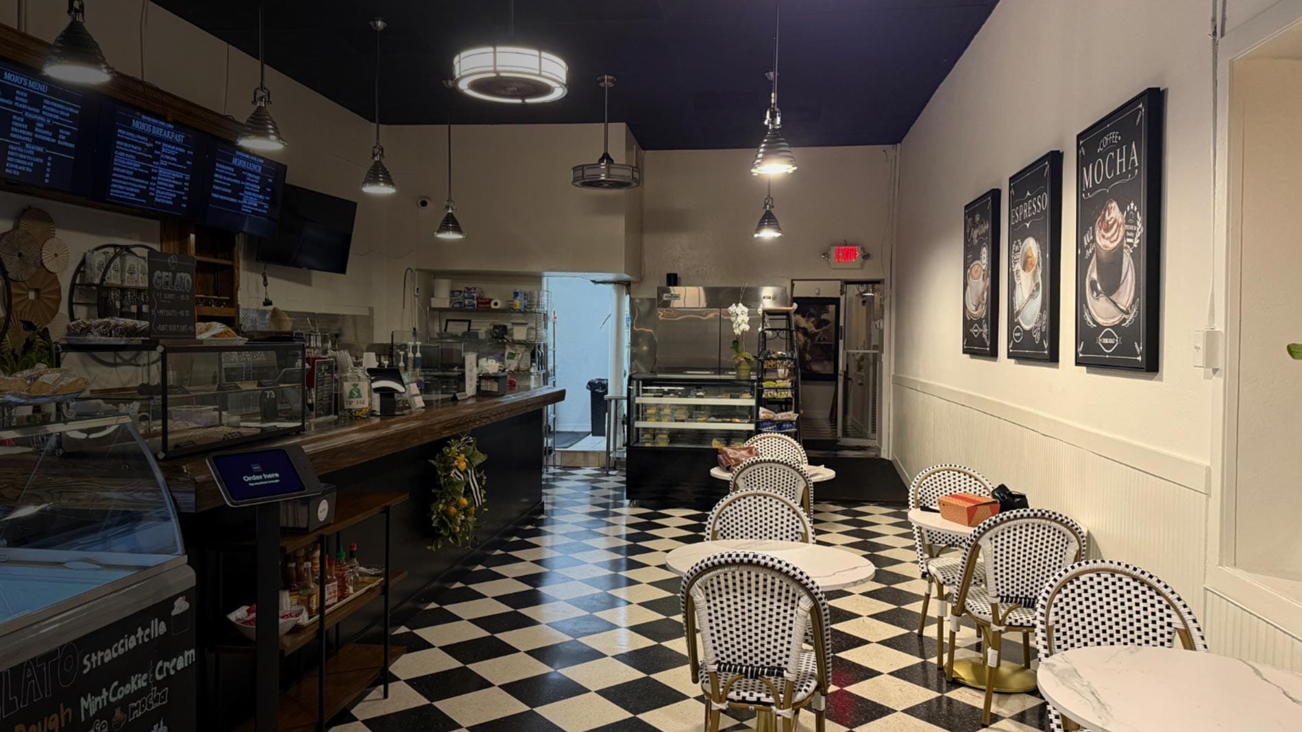 MoJo Hill Café